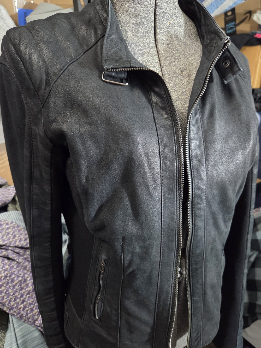 Lamarque Black Leather Moto Jacket with Zip Front Sz M